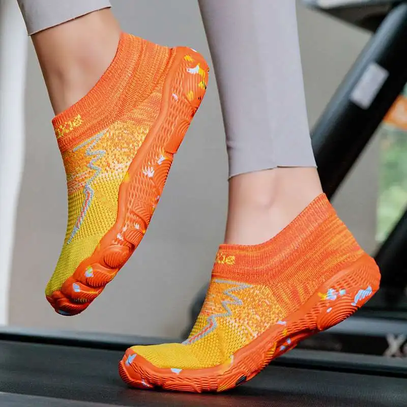 

MWY Women Quick Dry Water Shoes Non-Slip Casual Shoes Men Outdoor Wading Swimming Barefoot Aqua Shoes Lightweight Gym Sneakers