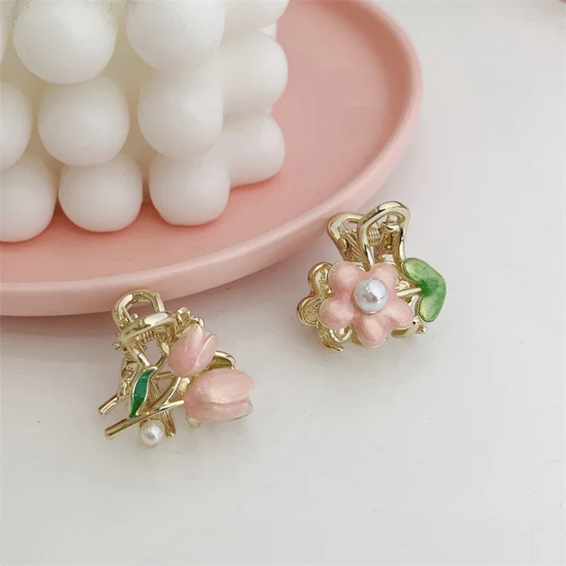 Exquisite Perlen-Tulpenblüten-Haarspange für Damen, kleine Haarspange für Stirn und Pony, Prinzessinnen-Haarspange, koreanische Haaraccessoires