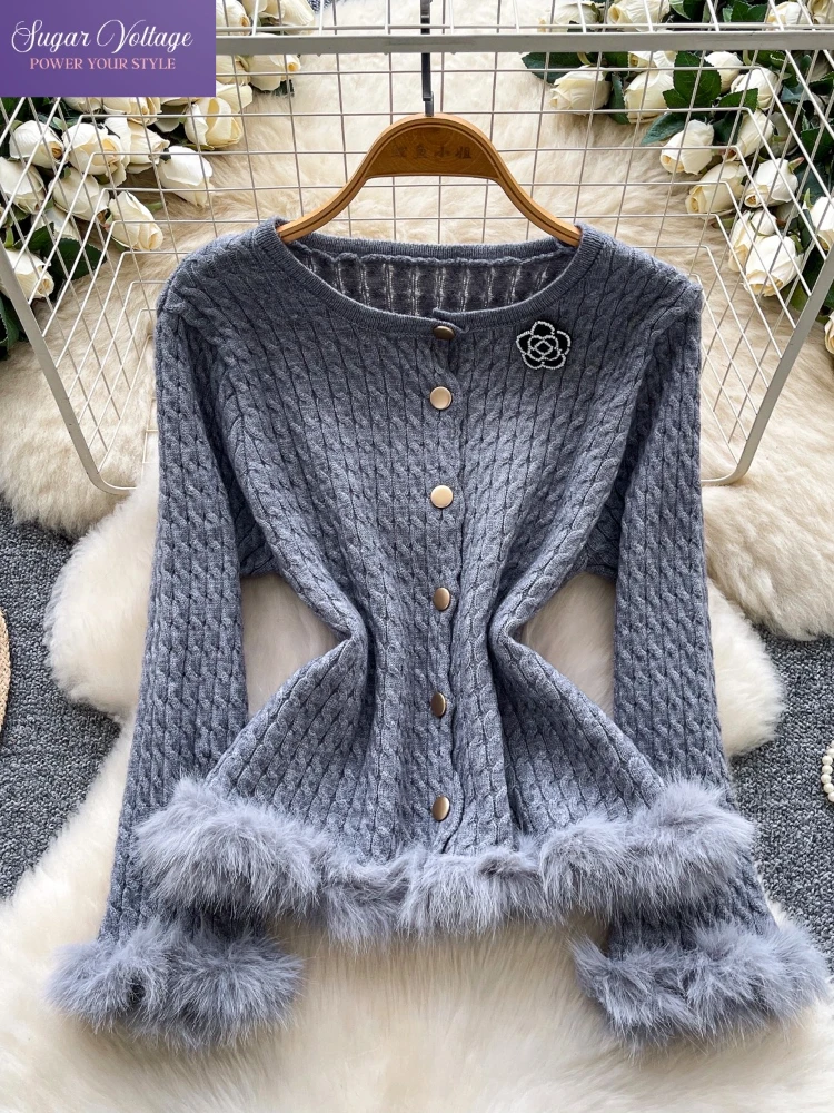 

Французский шикарный вязаный кардиган с розой, женский осенне-зимний милый мягкий свитер с меховой отделкой и длинными рукавами с металлическими пуговицами, нежный стиль