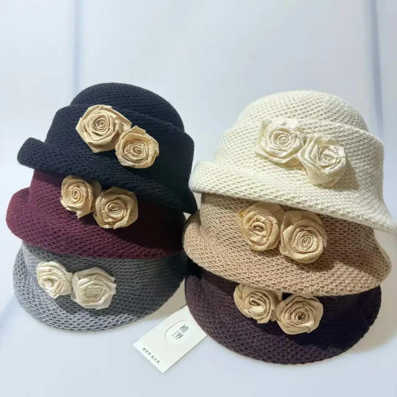 Elegant Stereoscopic Camellia Flower Curled Side Top Hats Women's Autumn/Winter Sweet Retro Fashionable Cotton And Linen Beret