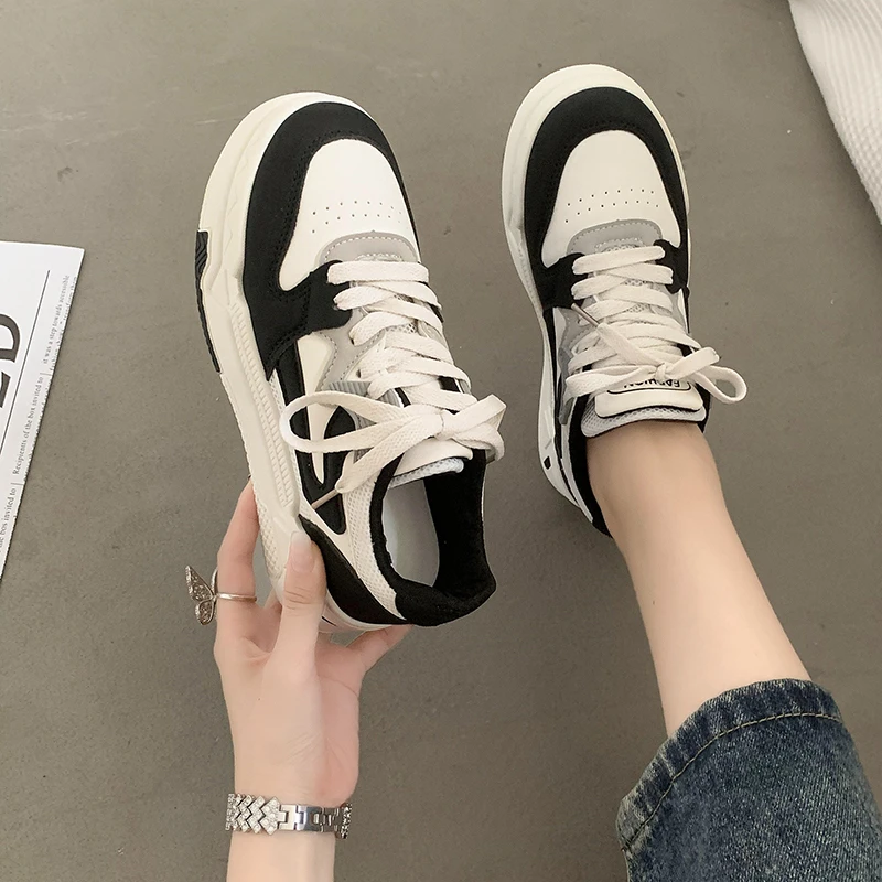 2024 Brand Leather Women's Sneakers White Platform Woman Sports Sneakers Female Vulcanized Shoes Sneakers Casual Ladies Trainers