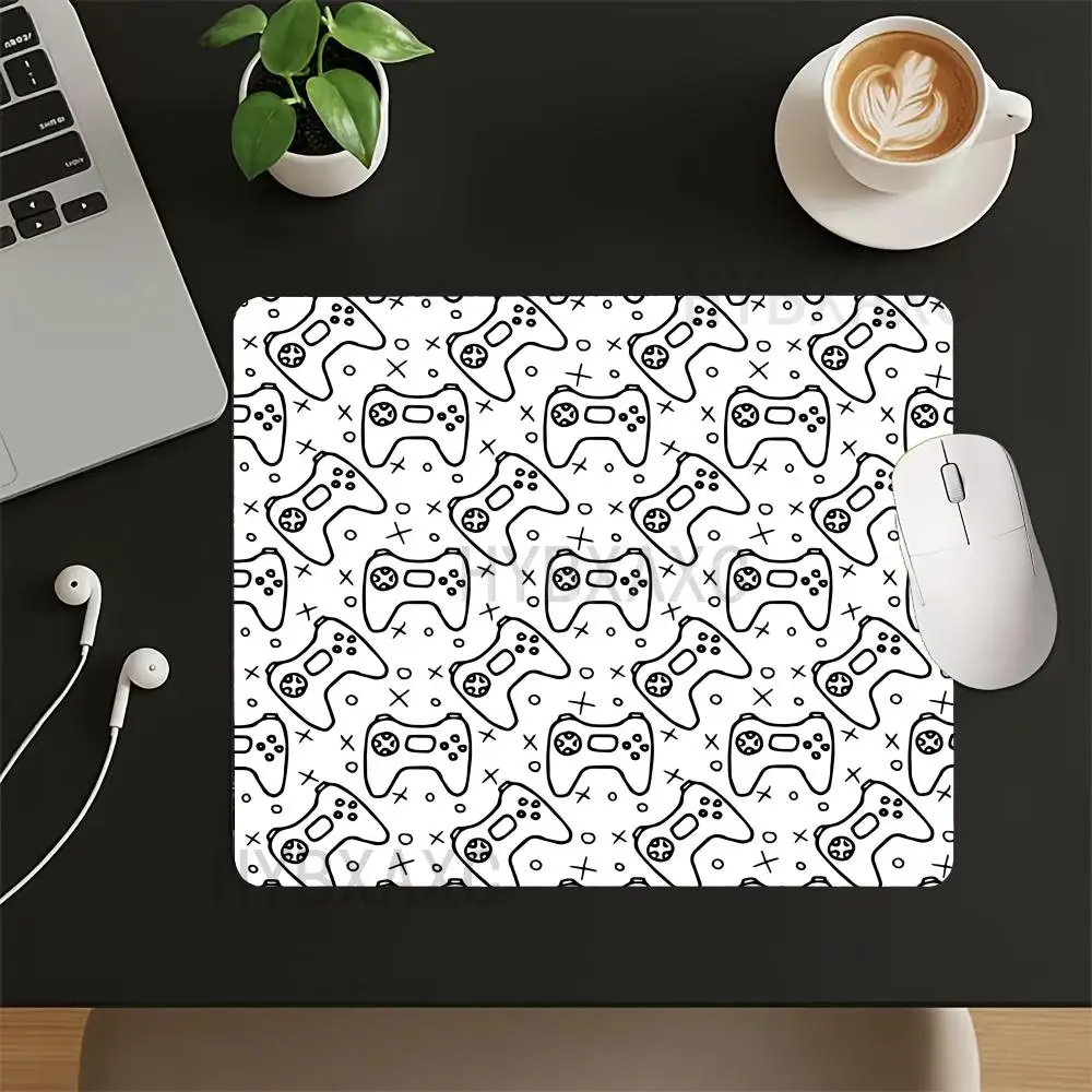 

HYBXAXC Minimal Game Controller Mouse Pad Non-Slip Rubber Base Desk Mat with Black Line Art for Gamers