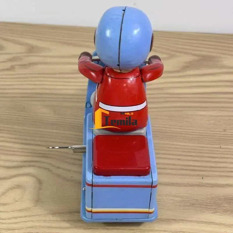Giocattoli a carica Ornamenti creativi Giocattoli di latta Pedali Moto Temi nostalgici Ristorante Bar Regali di compleanno personalizzati