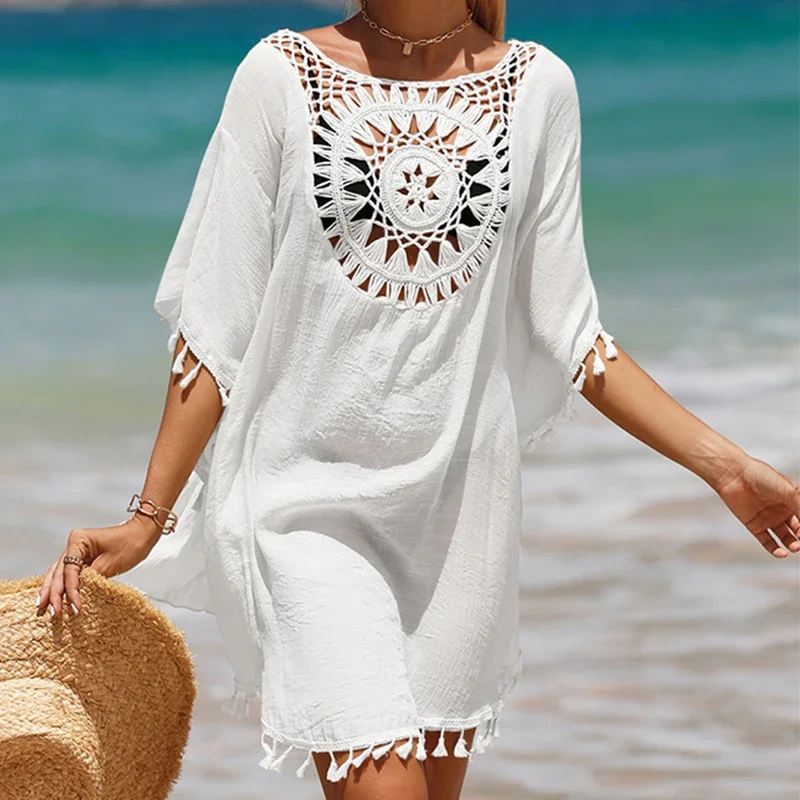 Robe de plage courte en tricot au Crochet, vacances, épissure, couleur unie, vêtements de plage, petit pompon, protection solaire, Smock de plage Sexy