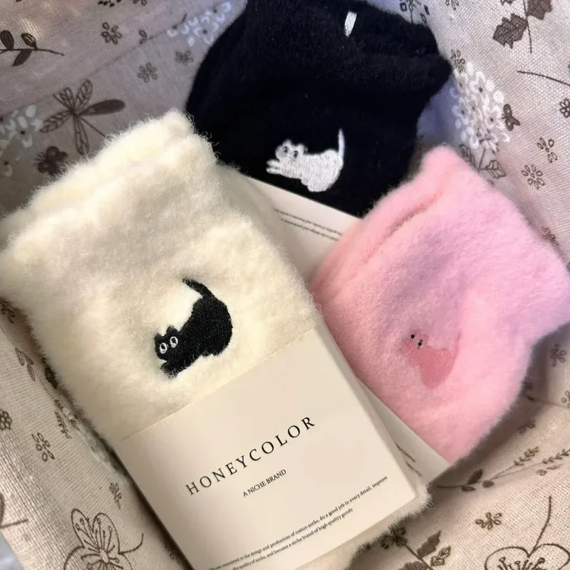 New Cute Cat Mink Fleece Super Soft Socks Women Winter Warm Thicken Plush Middle Tube Socks Thermal Cozy Sleep Floor Kawaii Sock