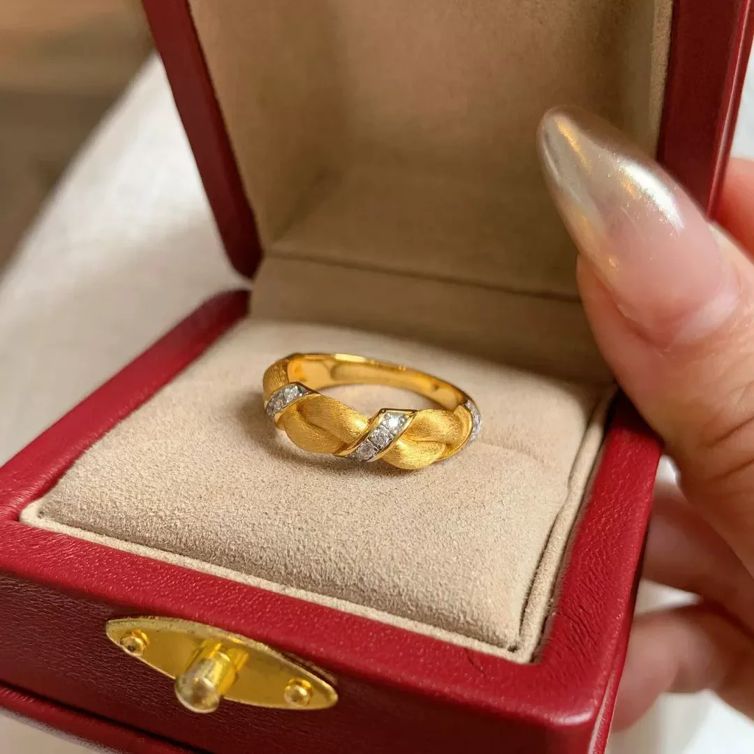 Foydjew French Style Retro Jewelry Twist Design Gold Color Rings Inlaid with Zircon Adjustable Open Ring For Women
