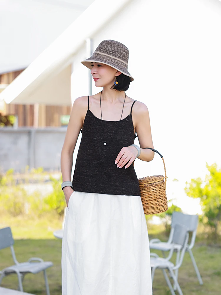 

Трикотажный топ-жилет Mallin Original Design, весна 2026, ранний сезон, из смесовой ткани (шерсть, лён, хлопок), текстурированный, стройнящий, с цветочным узором и вышивкой