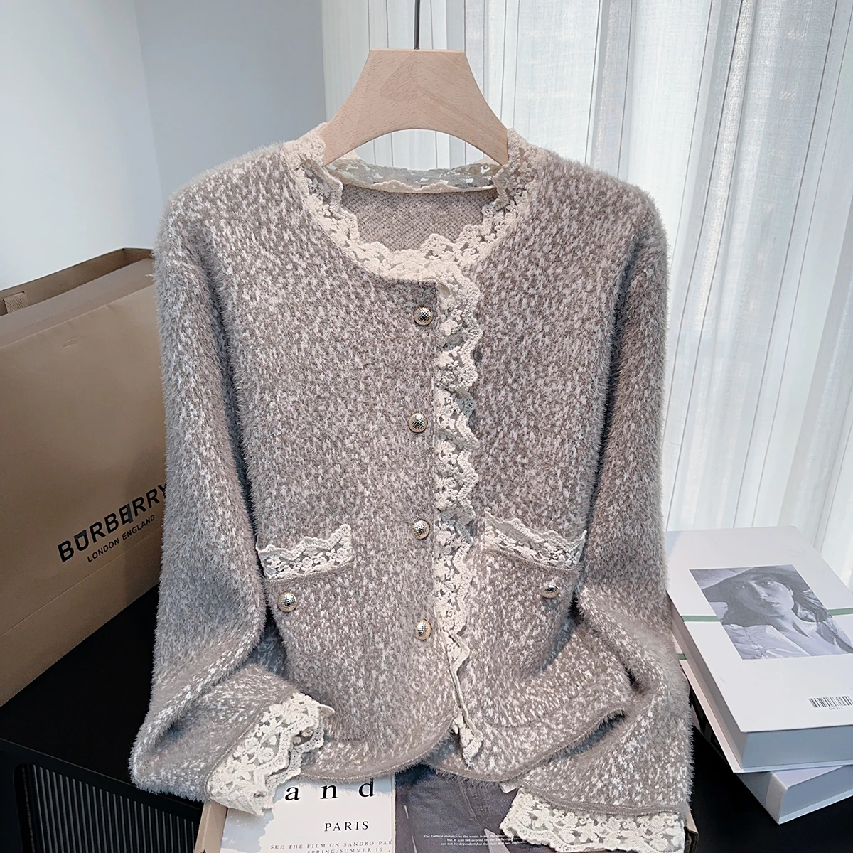 

New Luxury Knitted Fashion Outerwear Autumn Winter French Style Imitation Mink Vest Top Single Button Princess Sleeve Round Neck