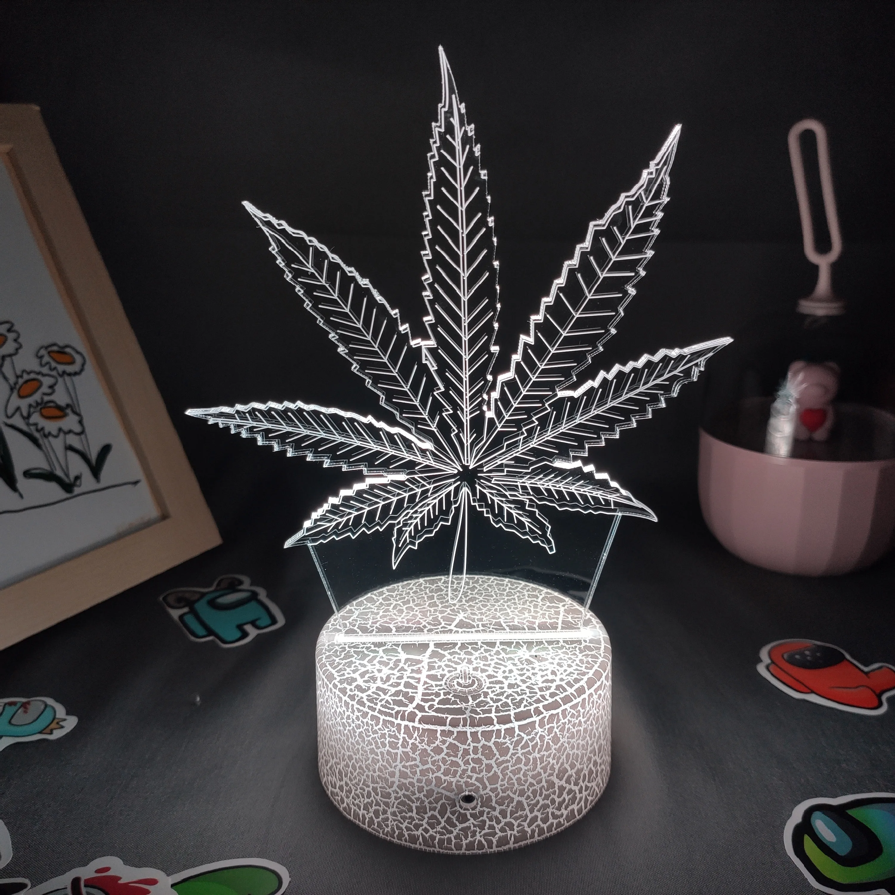 Maple Leaf Lamp 3D LED Night Lights Cool Gifts for Friend RGB Entertainment Lava Lamp Bedroom Bedside Office Table Decoration