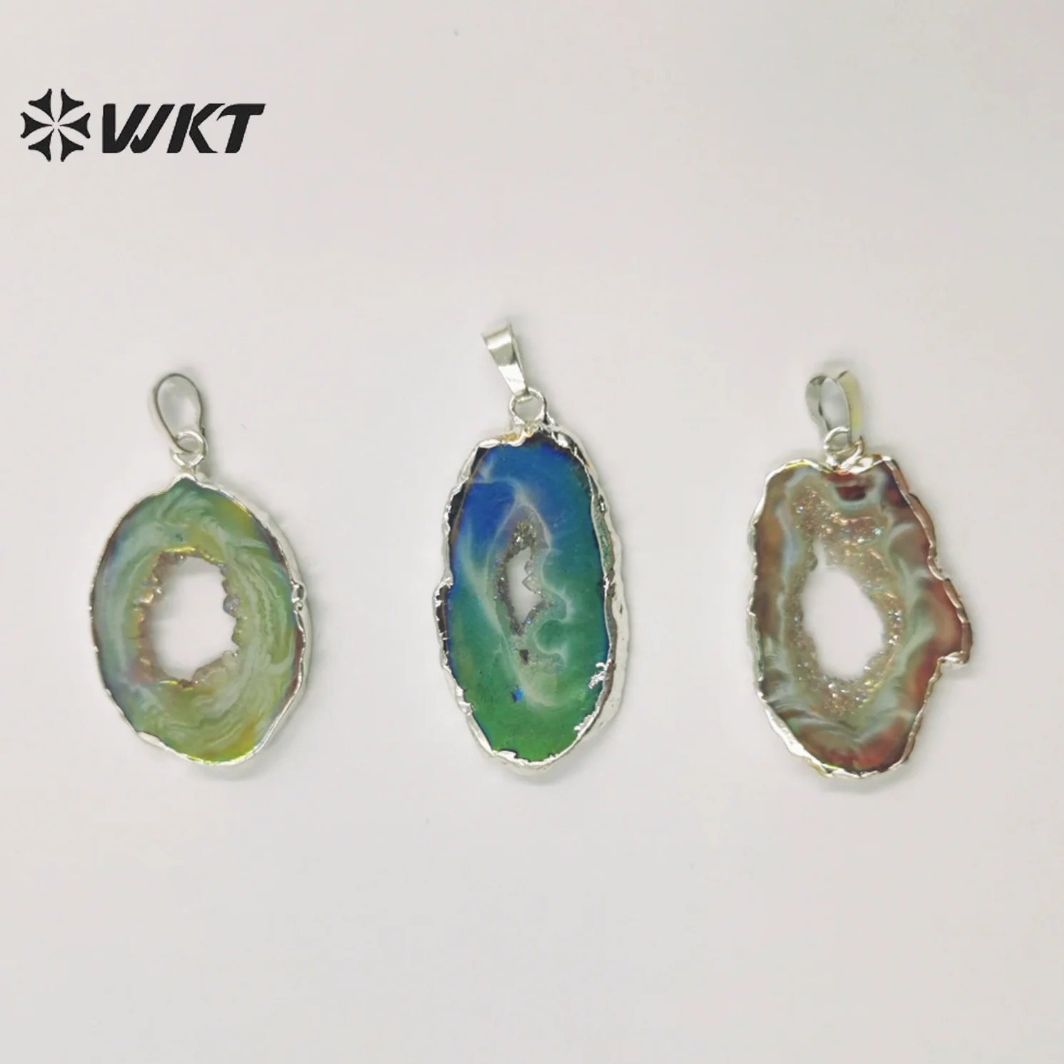 WT-P1814 Newest Natural Geode Agate Aura Pendant With Gold Edged Slice Angel Stone For Jewelry Necklace Handmade