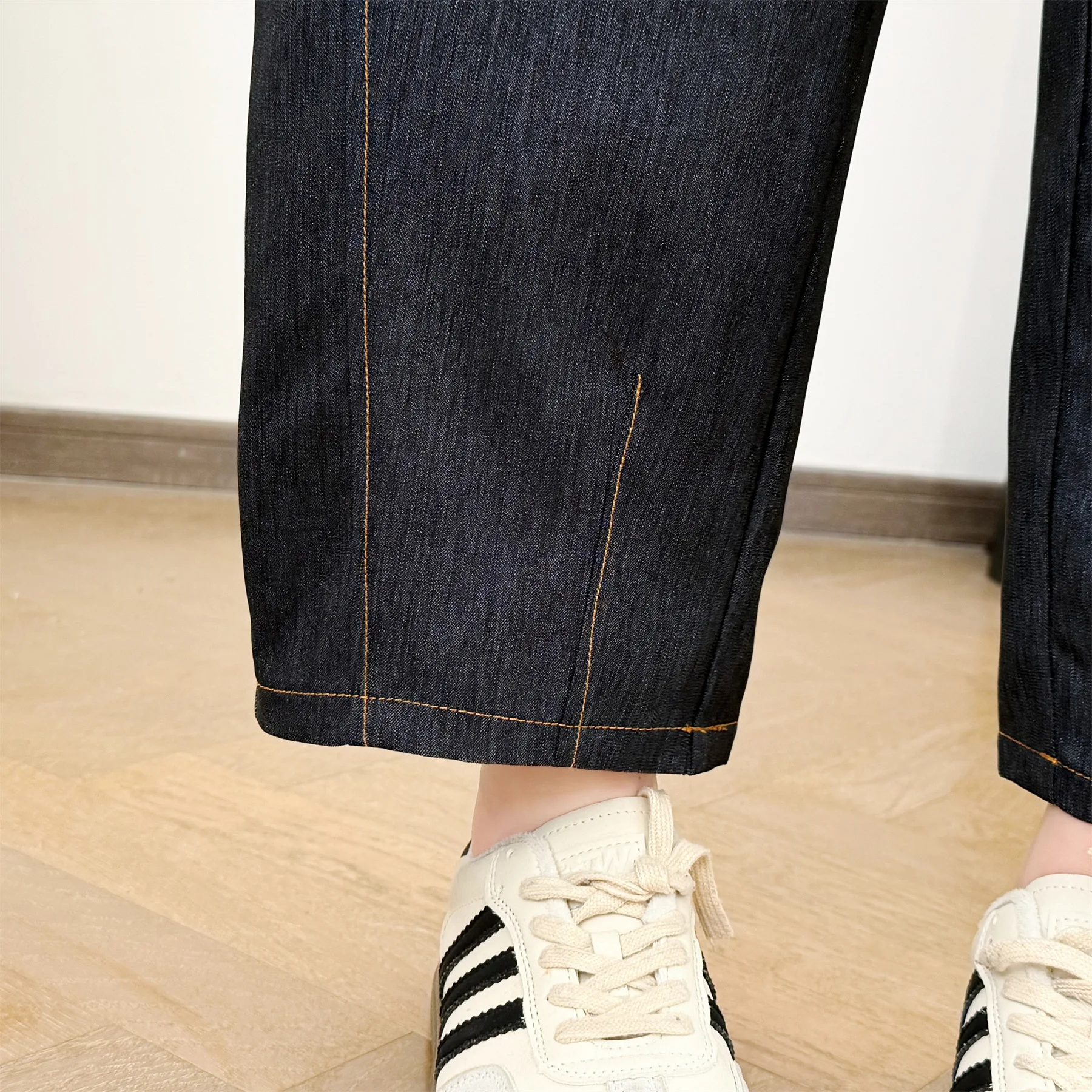 2026 Summer Plus Size Elastic Waist Denim Balloon Pants Stitch Detail Slimming Ankle Length Trousers For Curvy Ladies 9829 view 3
