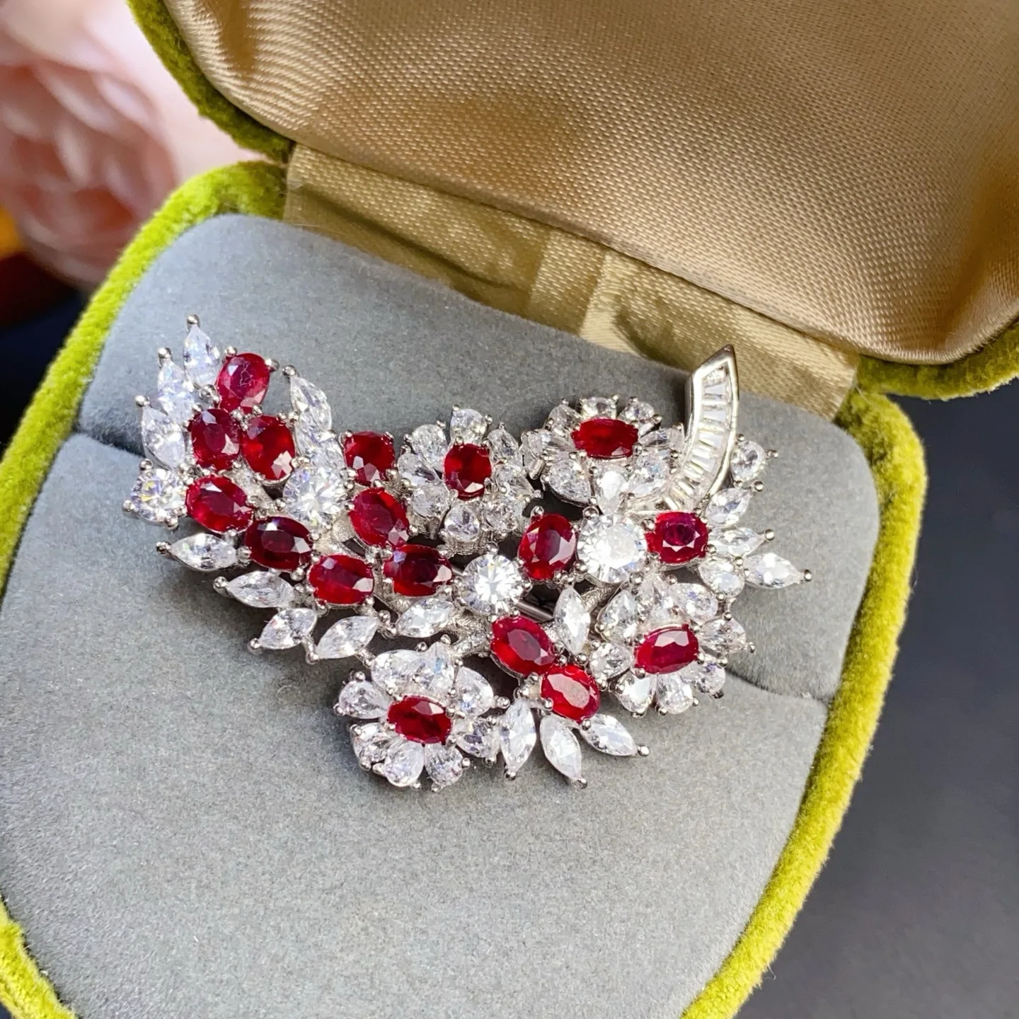 

Подвеска-брошь из серебра 925 пробы с натуральным рубином класса 5А, 2 в 1, драгоценный камень 3x4 мм с сертификатом, роскошные ювелирные изделия