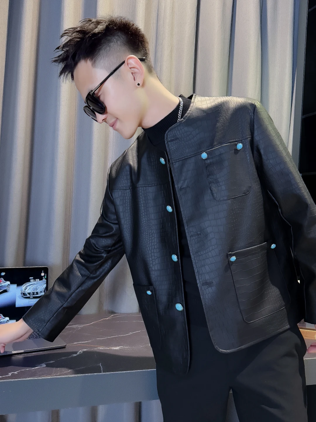 

Повседневный мужской кожаный мотоциклетный жилет Jaet, дизайн весны и осени, новый модный бренд, высококачественный полиэстер прямого кроя...