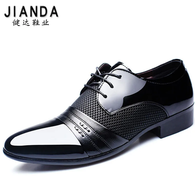 

Fashion Slip On Men Dress Shoes Men Oxfords Fashion Business Dress Men Shoes 2020 New Classic Leather Men'S Suits Shoes