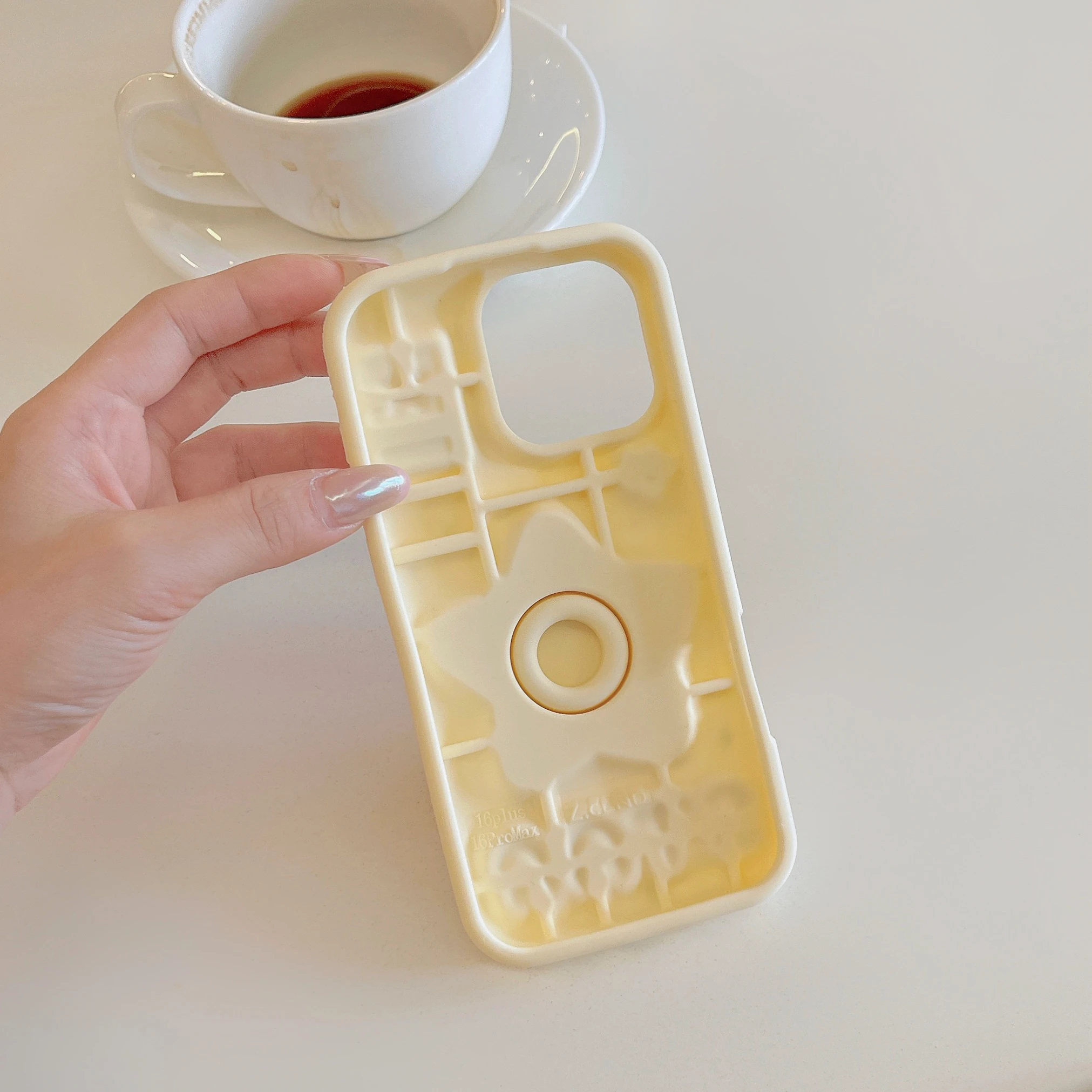 Invisible Star Mirror Telescopic Bracket 3D Cute Cartoon Soft Silicone Phone Case Stand Cover, iPhone 12/13/14/15/16/17 Pro Max