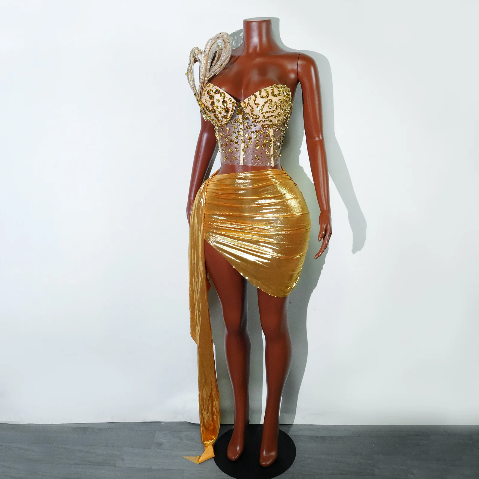 

women Sexy Crystal Gold Dress Singer Bar Party Club Wedding Birthday Backless Gown Celebrity Dance Stage Drag Queen Costumes