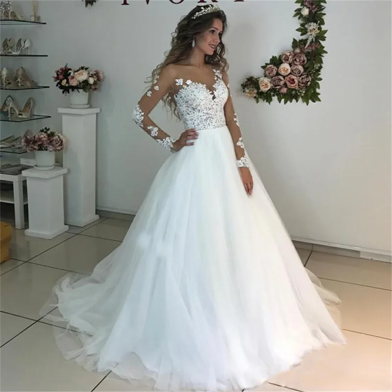 Boho Illusion Round Neck Long Sleeve Wedding Dresses Lace Appliques Sheer Back White Tulle Wedding Dress Lace Bridal Gowns