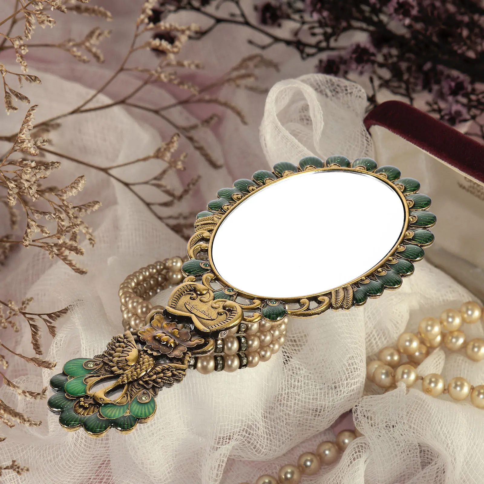 

Стильное винтажное ручное зеркало: портативное, складное, для быстрого макияжа, из премиальных материалов, для длительного использования