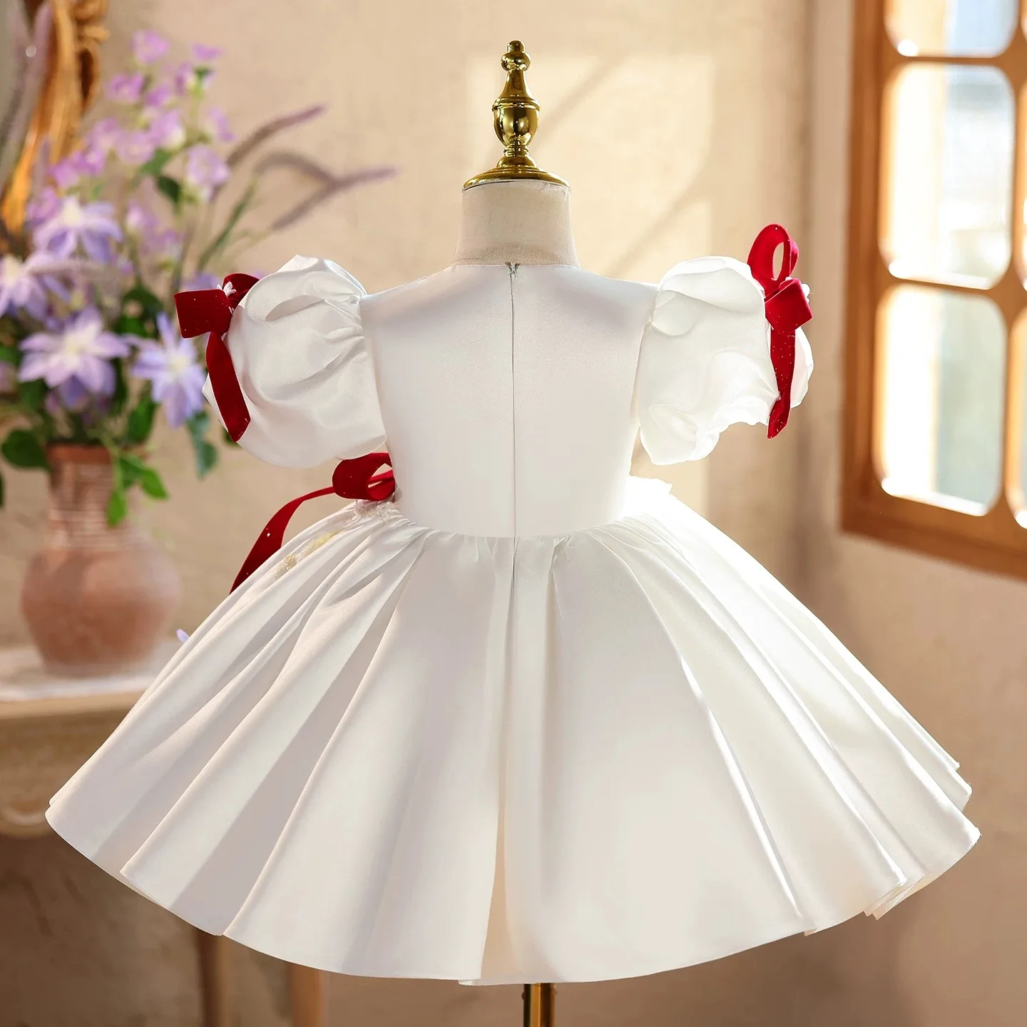 Fashionable floral princess dress for girls Baby Birthday Dress Wedding Flower Girl Dress Elegant and stylish teenage dress