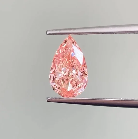 Certified Pink 1.08CT VS1 Pear Cut Fancy Intense Pink Color With IGI Certificate