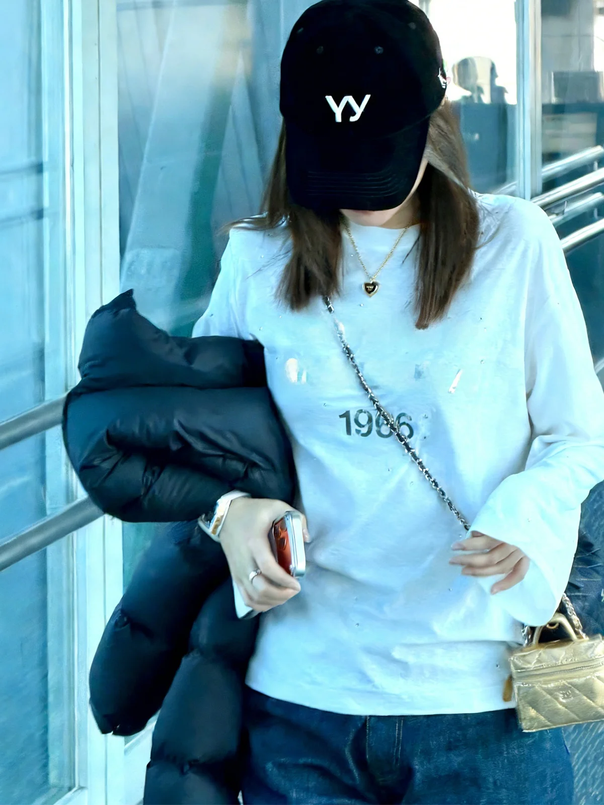 

Женская футболка с длинным рукавом и металлическим эффектом, с американским принтом, блестящими буквами, из хлопка и льна, новая коллекция весна-зима