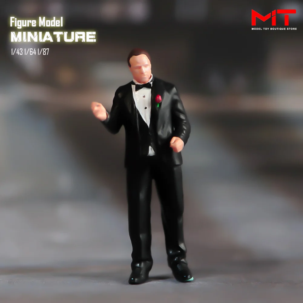 Miniature Figurines 1/87 1/64 1/43 1/24 Film Characters Father Stand Posture Seat Old Man Doll Model Creative Scene Figure Props