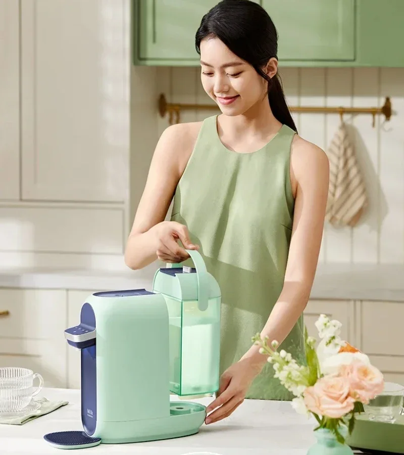 موزع مياه فوري 220 فولت، ماكينة شرب منزلية مباشرة، ماكينة مياه شرب صغيرة لسطح المكتب