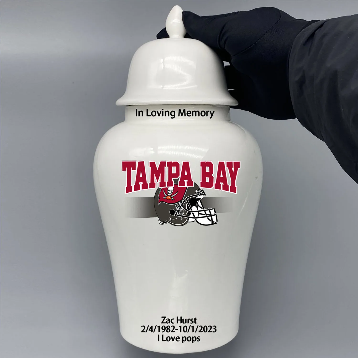 Large Urn for Tampa Bay Buccaneers-themed Logo Urn.Please send me the customize information-name/date and number on the urn