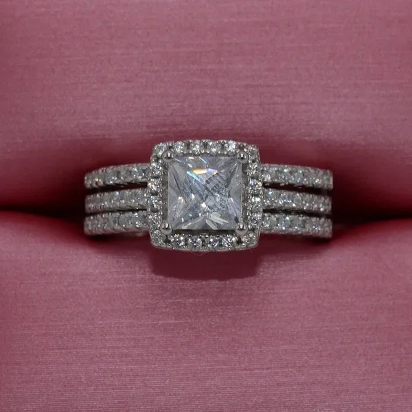New Arrival 925 Sterling Silver Rings Set with Sparkling Zircon Stones Creative Engagement Rings Fashion Hand Jewelry for Women