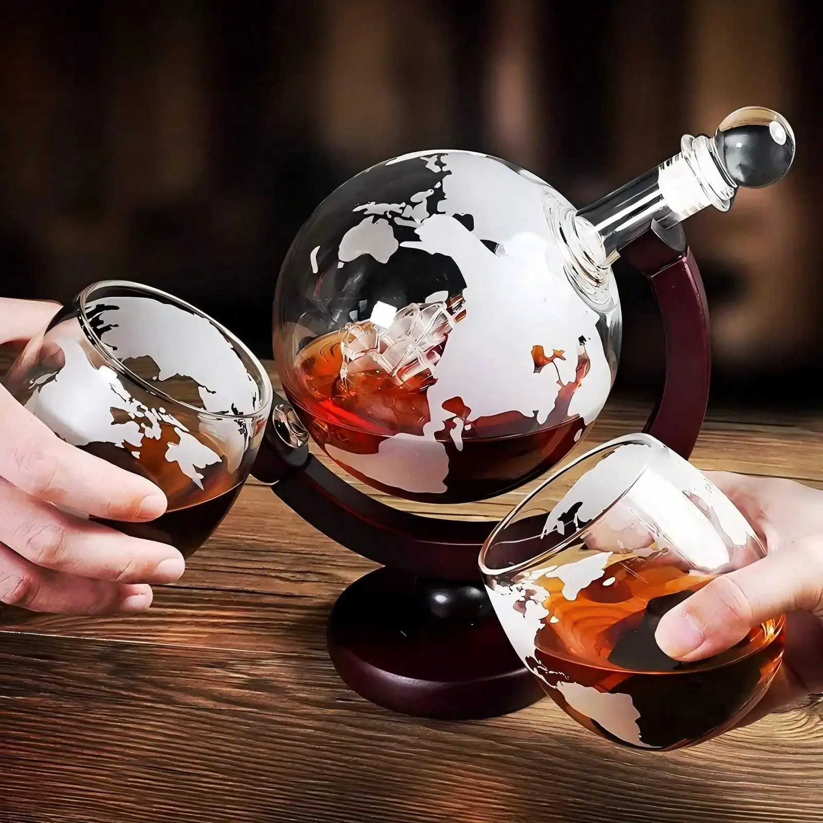 Whisky Decanter Spherical Set With 2 Etched Whisky Glasses - Spherical Aerator For Spirits, Scotch Whisky, Bourbon, Brandy, Vodka