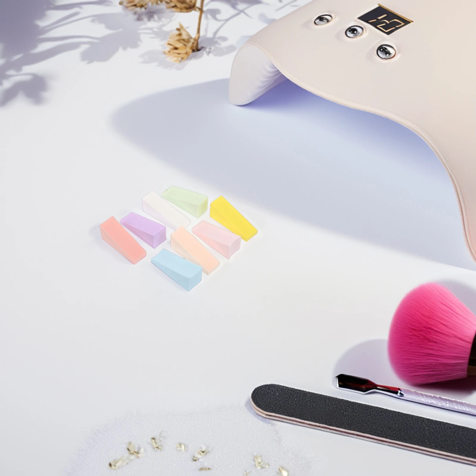 

40Pcs Nail Art Sponges Multisided Nonstick Foams for Manicure Blush Gradient Reusable Makeup Tool Blend Applicator