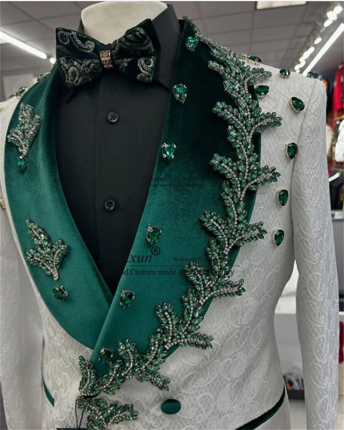 

Luxury Jewelry Ornament Men Suit 3 Pieces Set Wedding Party ropa hombre Slim Jacquard Customized Groom Party Male Prom Blazers