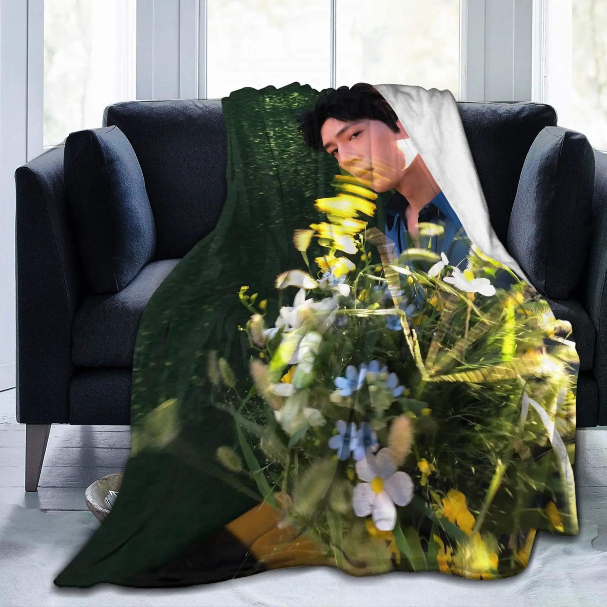Early Spring Jing Boran Luan Nian Luke Flannel Blanket TV Creative Bedding Throw Blanket for Home Sofa Soft Hotel Breathable