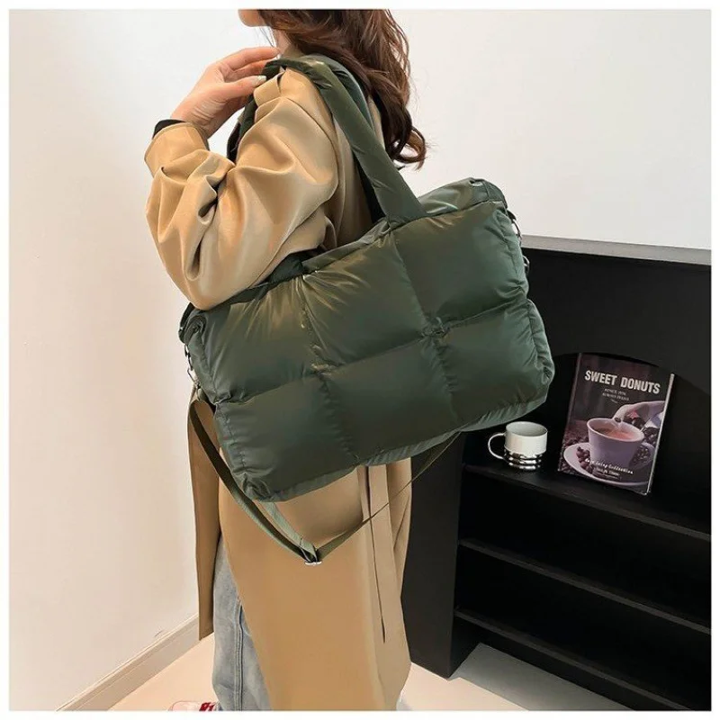 

Chic Luxury Brand Shoulder Bag For Ladies Famous Designer Popular Classic Elegant Leather Messenger Handbag