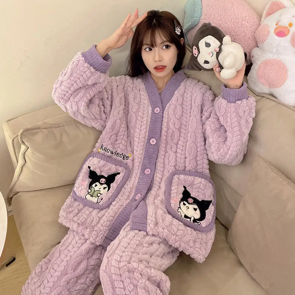 

Kawaii Kuromi женский пижамный комплект Sanrio Melody Hello Kitty, зимняя фланелевая утепленная ночная рубашка с героями мультфильмов аниме, домашняя одежда, топы, брюки