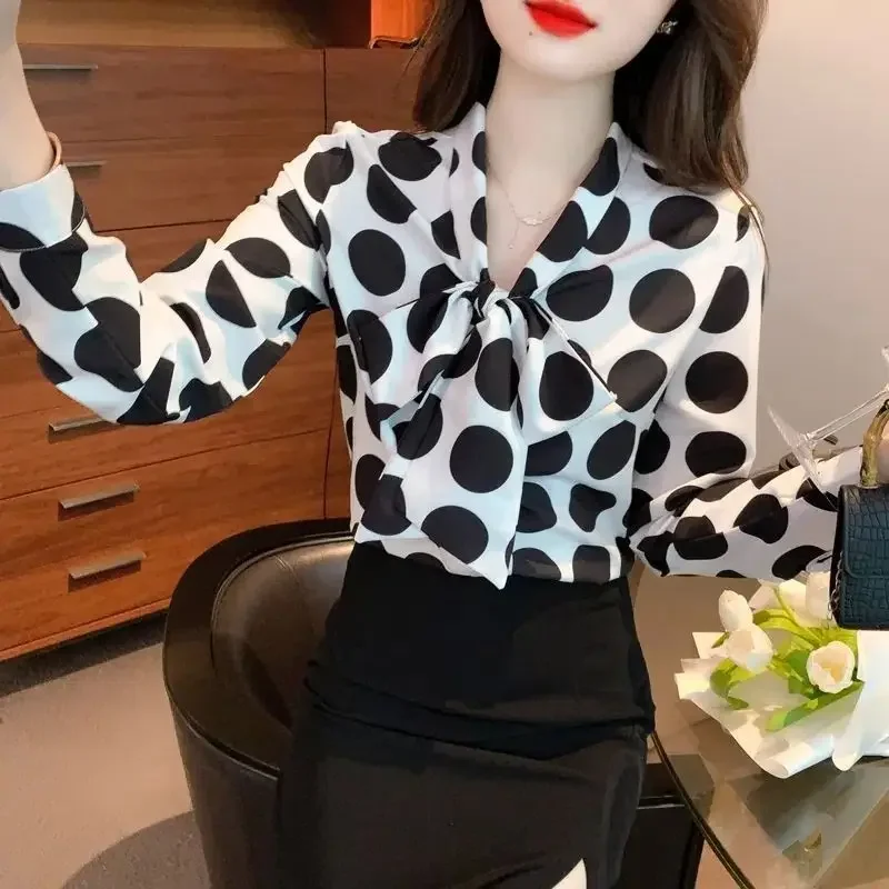 2024 Autumn Vintage Polka Dot Chiffon V-neck Long Sleeve Women Shirts Femme Temperament Bow Blouse Spring Fashion Lacing Tops