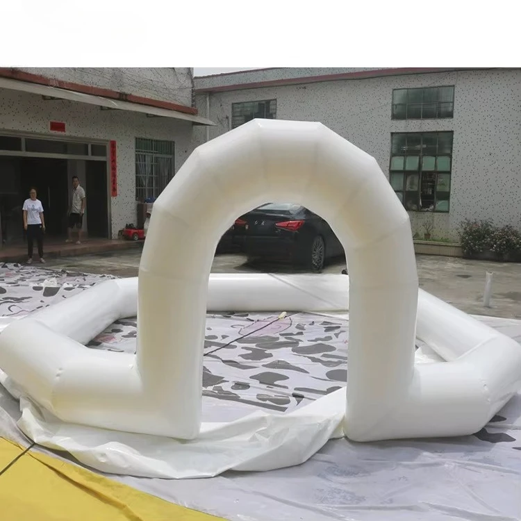 

Custom Designed Inflatable Football Field with Rugby Goal for Sports Enthusiasts