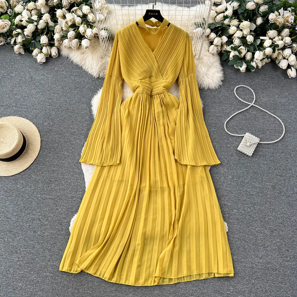 Elegant Long Flare Sleeves Vintage V-neck Chic Pleated Slim Long Dresses French Evening High Street Autumn Chiffon Clothing