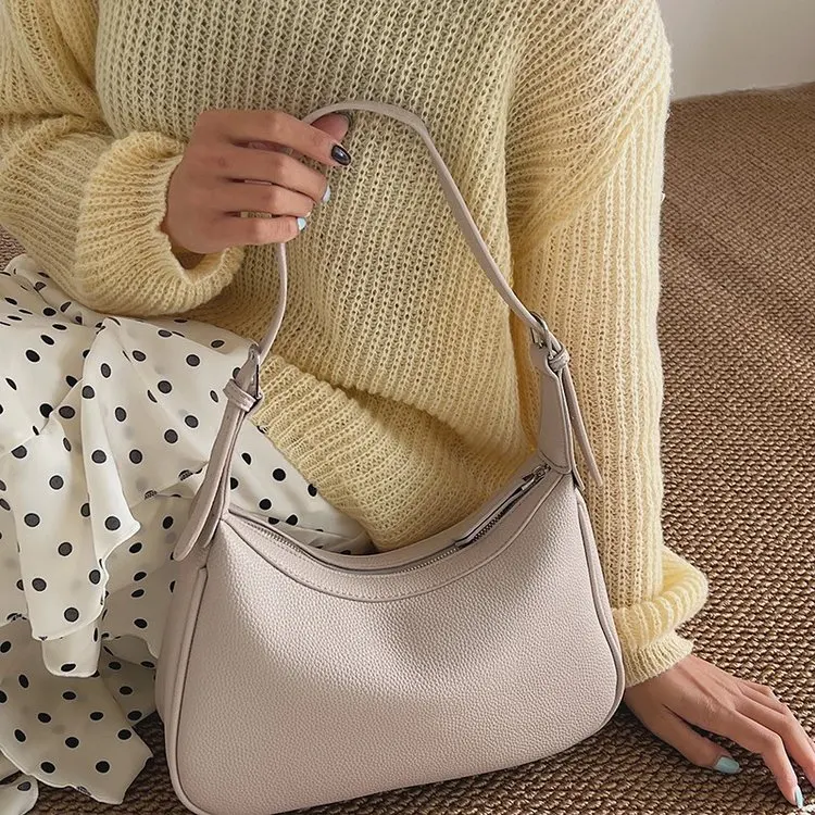 

2026 New Women's High-Appearance Platinum Bag - Retro Niche, Light Luxury, Versatile for Commute: Crossbody/Shoulder/Underarm