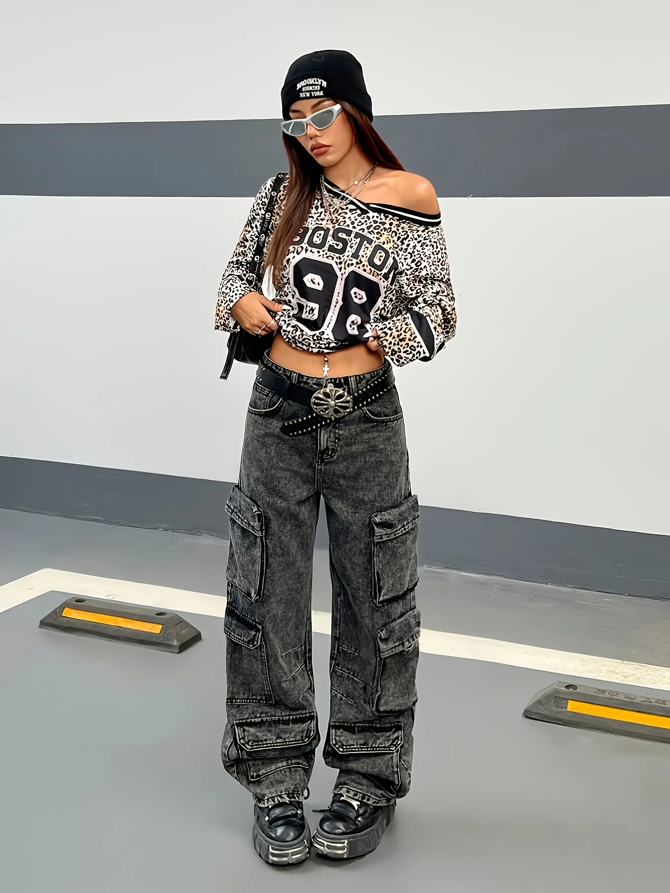 Women's Leopard Print V-Neck Long Sleeve Top Casual Style with Alphabets and Numbers Print Loose Fit for Spring_Summer T-shirt