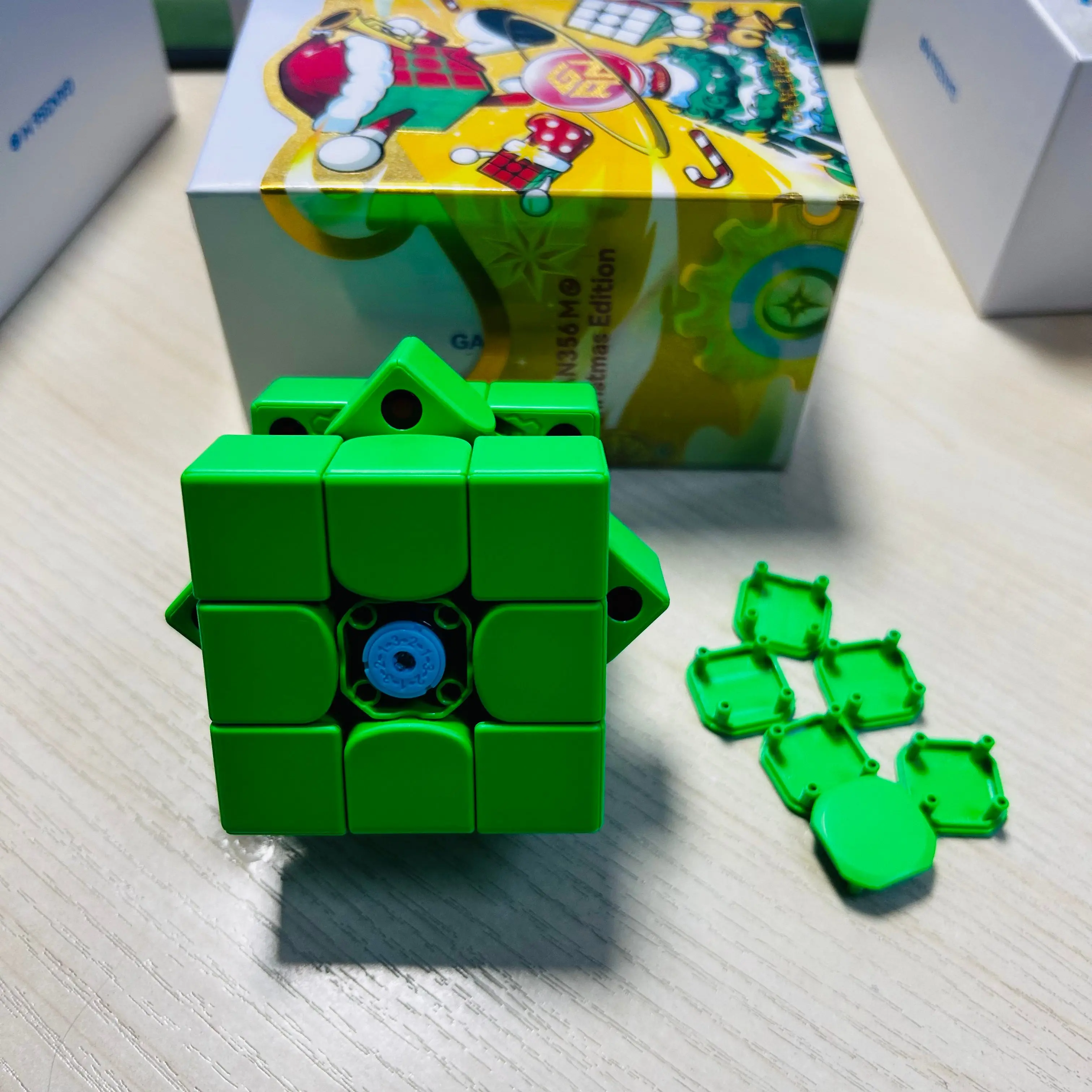 DIY GAN 356ME 2025 Edycja Świąteczna Zielona Kostka Magiczna 3x3 Magnetyczna Bez Naklejek Profesjonalna Zabawka dla Dzieci na Prezent