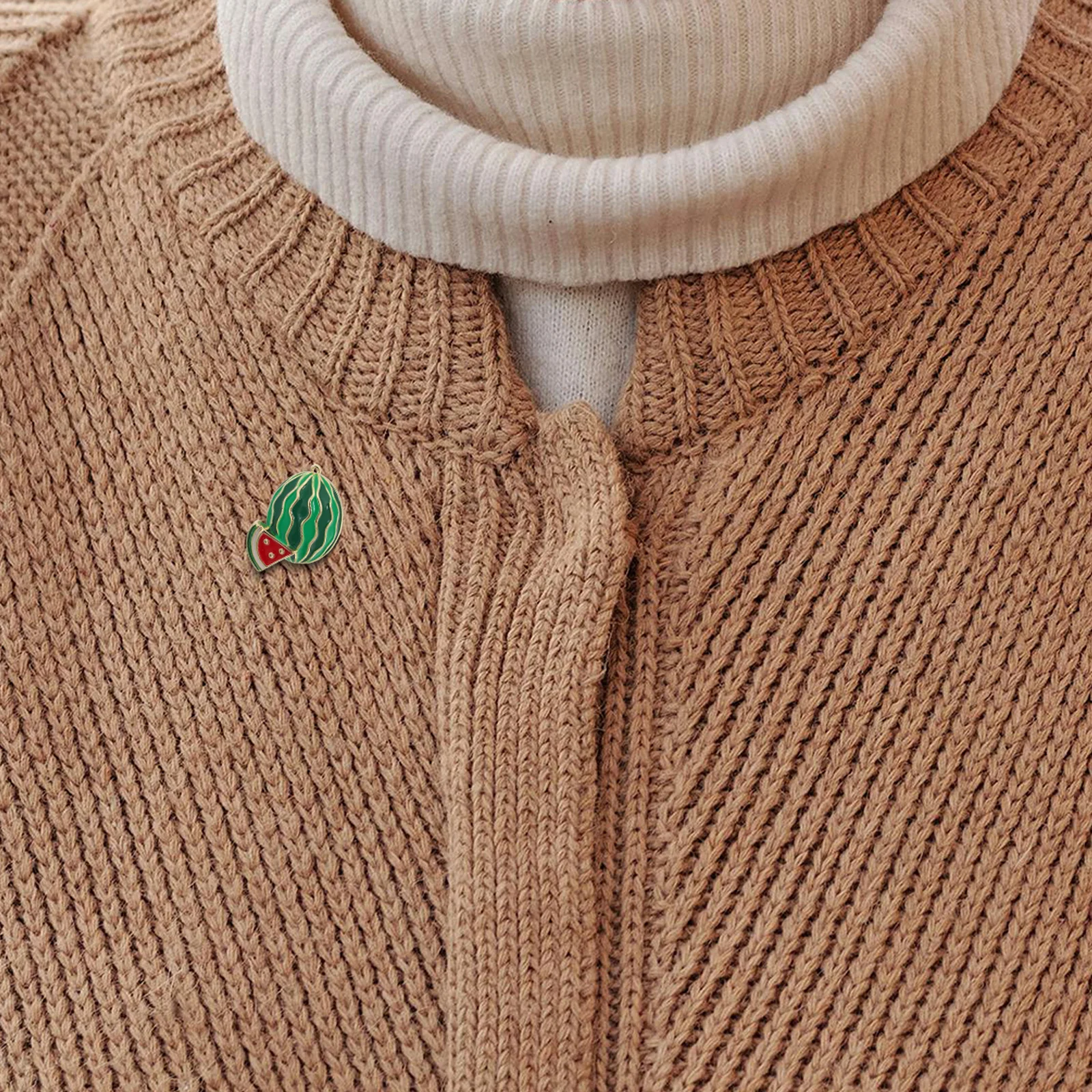 

Watermelon Enamel Collar Brooch Pin Cute Fruit Badge Women Summer Lapel Dress Tropical Party Favor Safety Pin Brooch