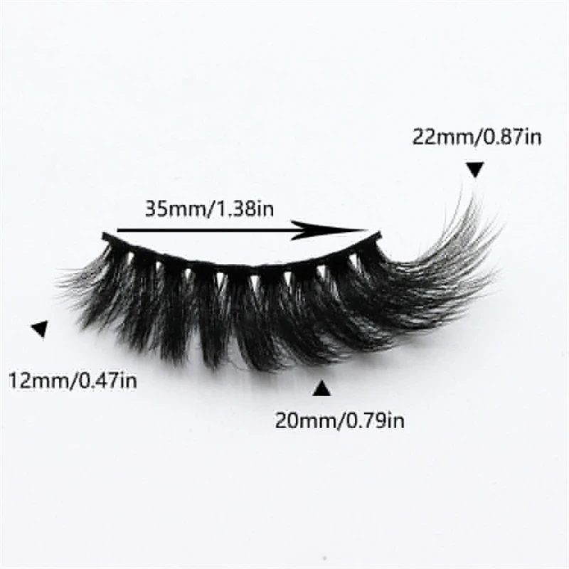 Um conjunto completo de 7 pares de cílios postiços filamentados naturais e grossos com aparência 3D realista e fofa.