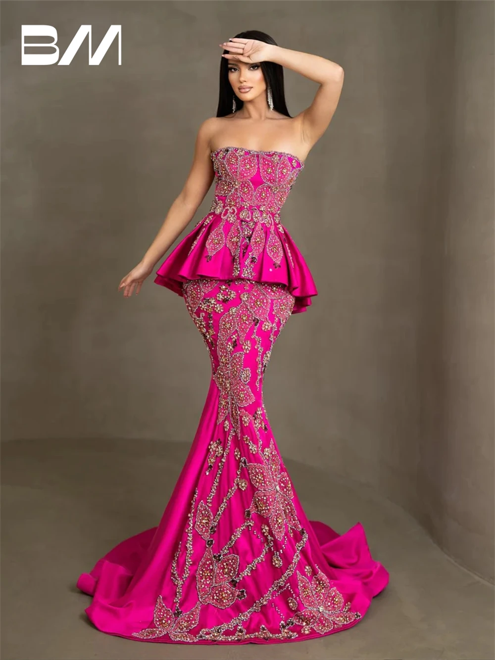 Hot Pink Jeweled Prom Dresses Strapless Court Train Sleeveless Evening Dress Custom Made Sexy Party Gown Robe De Soriee