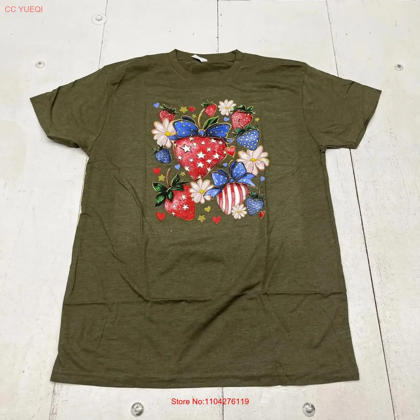 Camiseta Love In Faith Heather Olive con estampado de fresa, talla L para mujer, nueva, vintage, lavada, cómoda, a la moda, informal