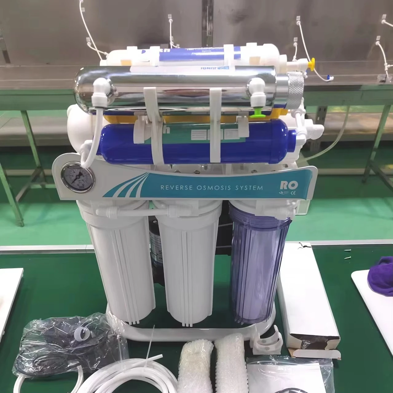 

8-Stage With UV 400 GPD and Iron Bracket Reverse Osmosis Water Purifiers