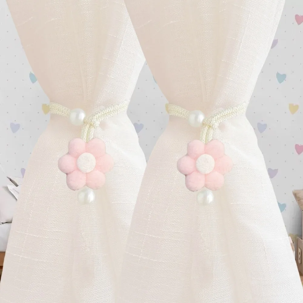 2PCS Drapery Cords Heart-shaped Curtain Tiebacks Plush Romantic Curtain Tie with Beads Curtain Strap