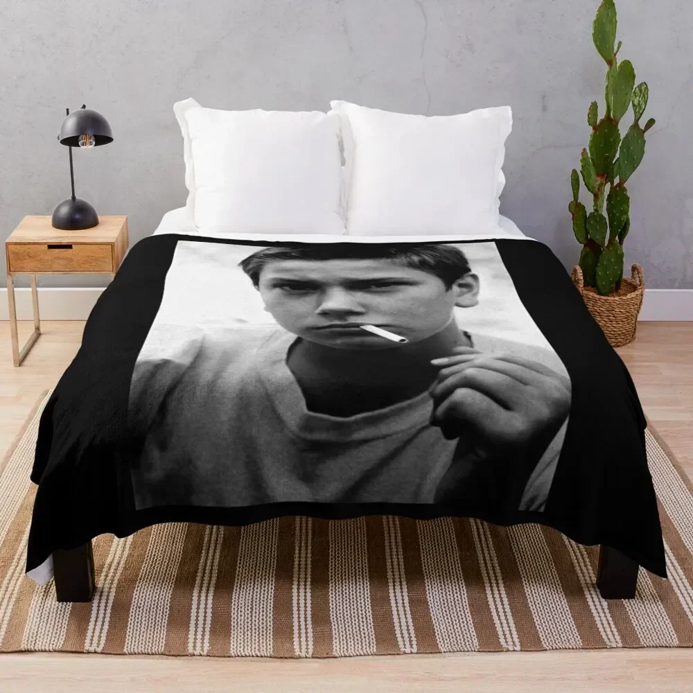 

Подарки для мужчин: уютный плед River Phoenix (Stand By Me) на Хэллоуин, подарок на день рождения для него и для нее