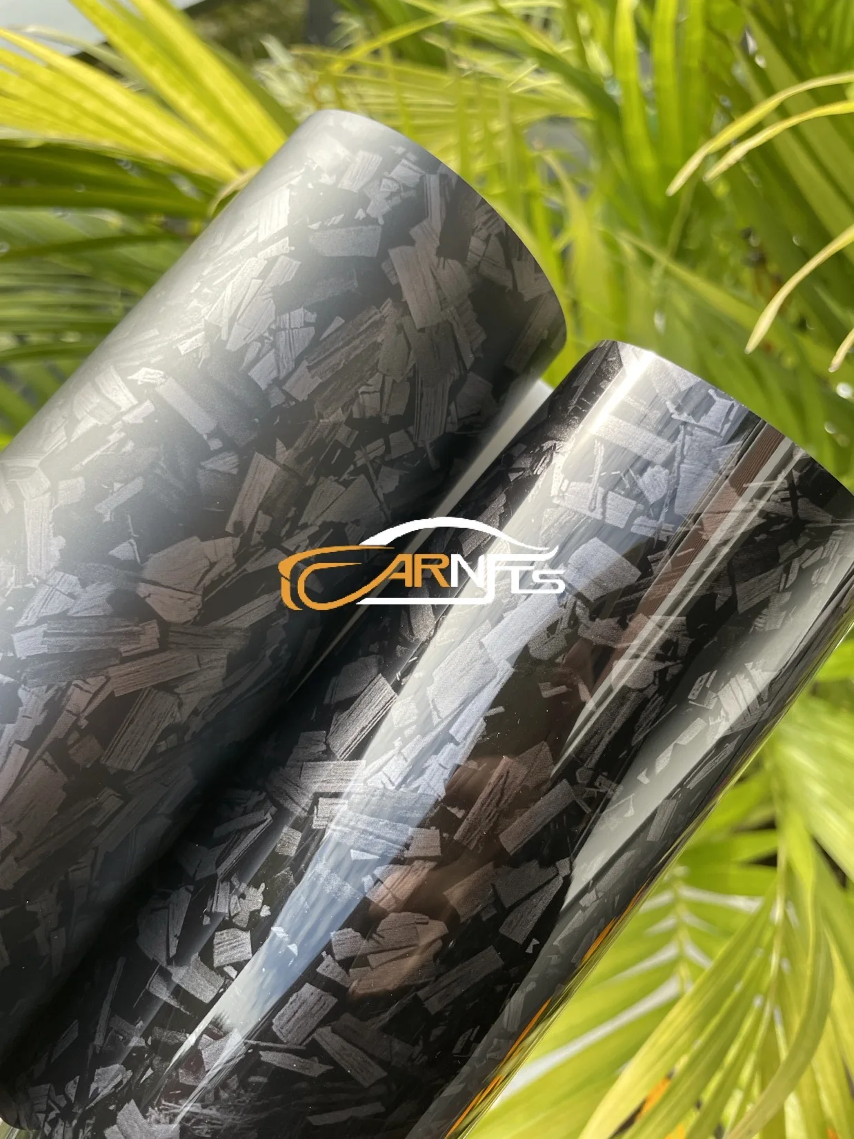 ฟิล์มไวนิลคาร์บอนไฟเบอร์ขายตรงจากโรงงาน แบบมีกาวในตัว ซ่อมแซมตัวเองได้ ผิวมันเงา ป้องกันรอยขีดข่วน สำหรับตกแต่งตัวถังรถยนต์