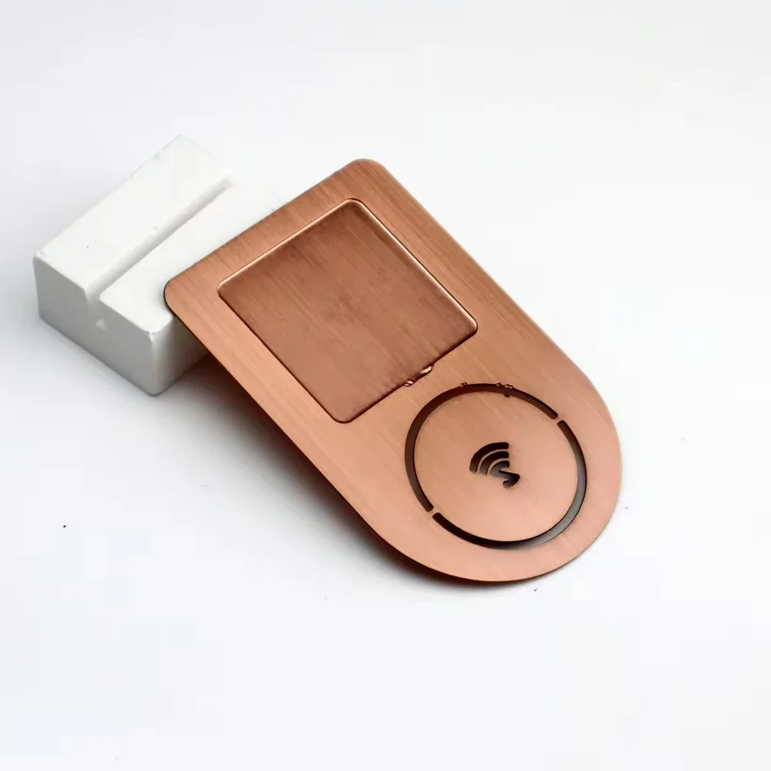 

Металлическая визитная карточка NFC по индивидуальному заказу. Программируемые металлические карточки премиум-класса для социальных сетей.